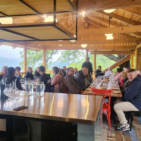 Hôtel Sadmeli Winery à Ambrolaouri Extérieur photo